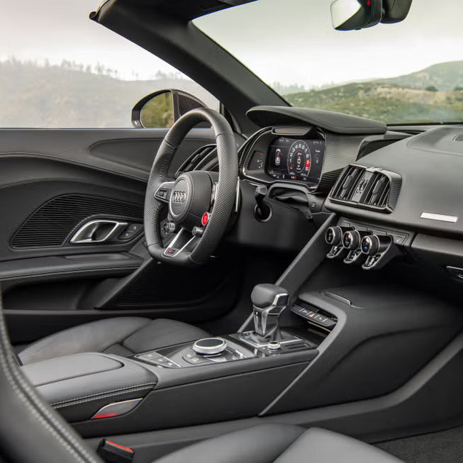 Audi R8 Coupe Dashboard