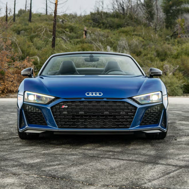 Audi R8 Coupe Front View