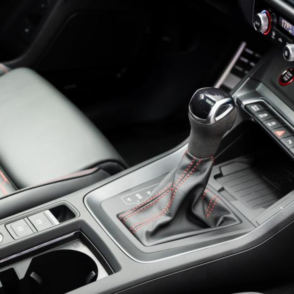 Audi RS Q3 Gear