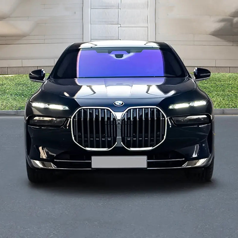 BMW 740Li Front View