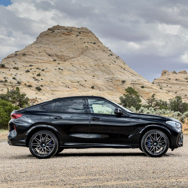  BMW X6M Competition Side View