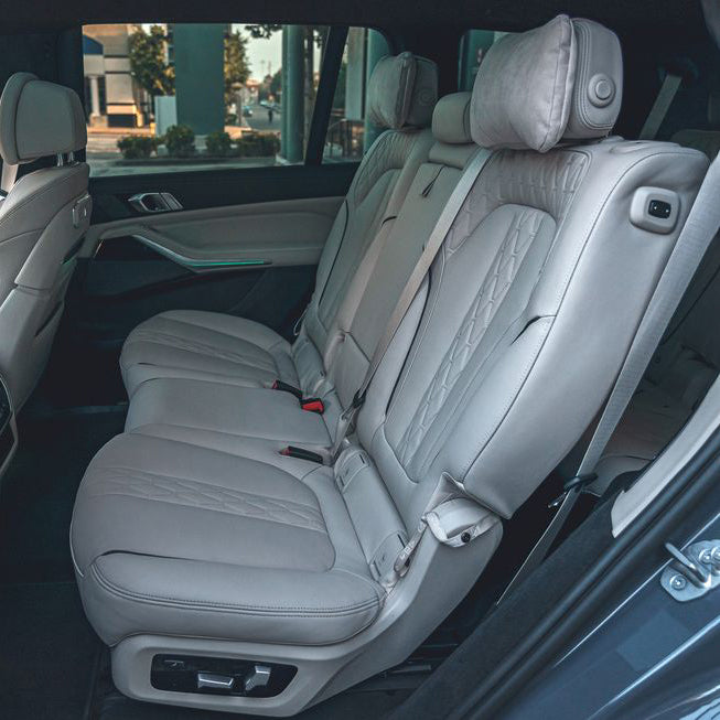 BMW X7 40i SUV Interior