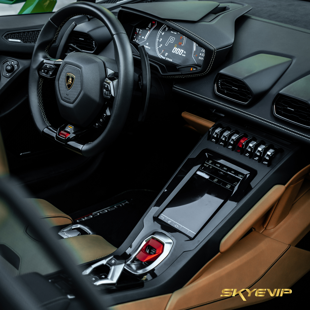 Lamborghini Evo Spider Sports Car Hire in Dubai