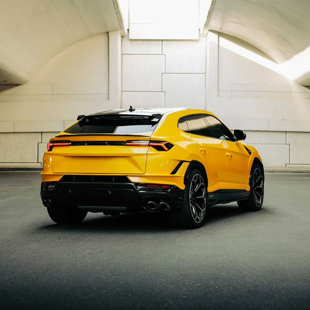 Lamborghini Urus Performante Back View