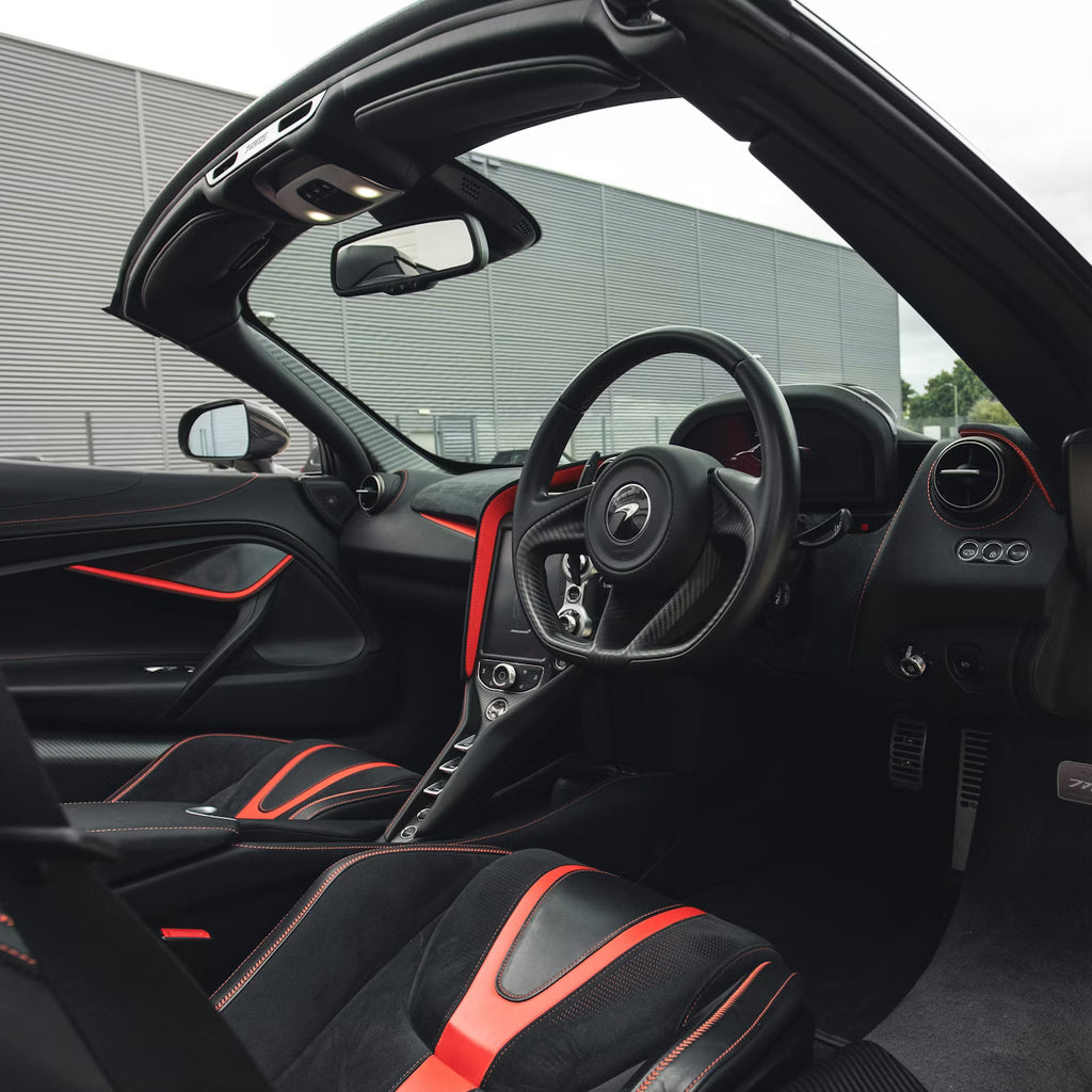 McLaren 720S Supercar Stearing