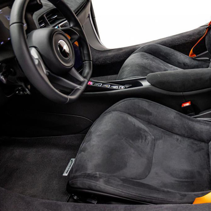 McLaren Artura hybrid supercar rental