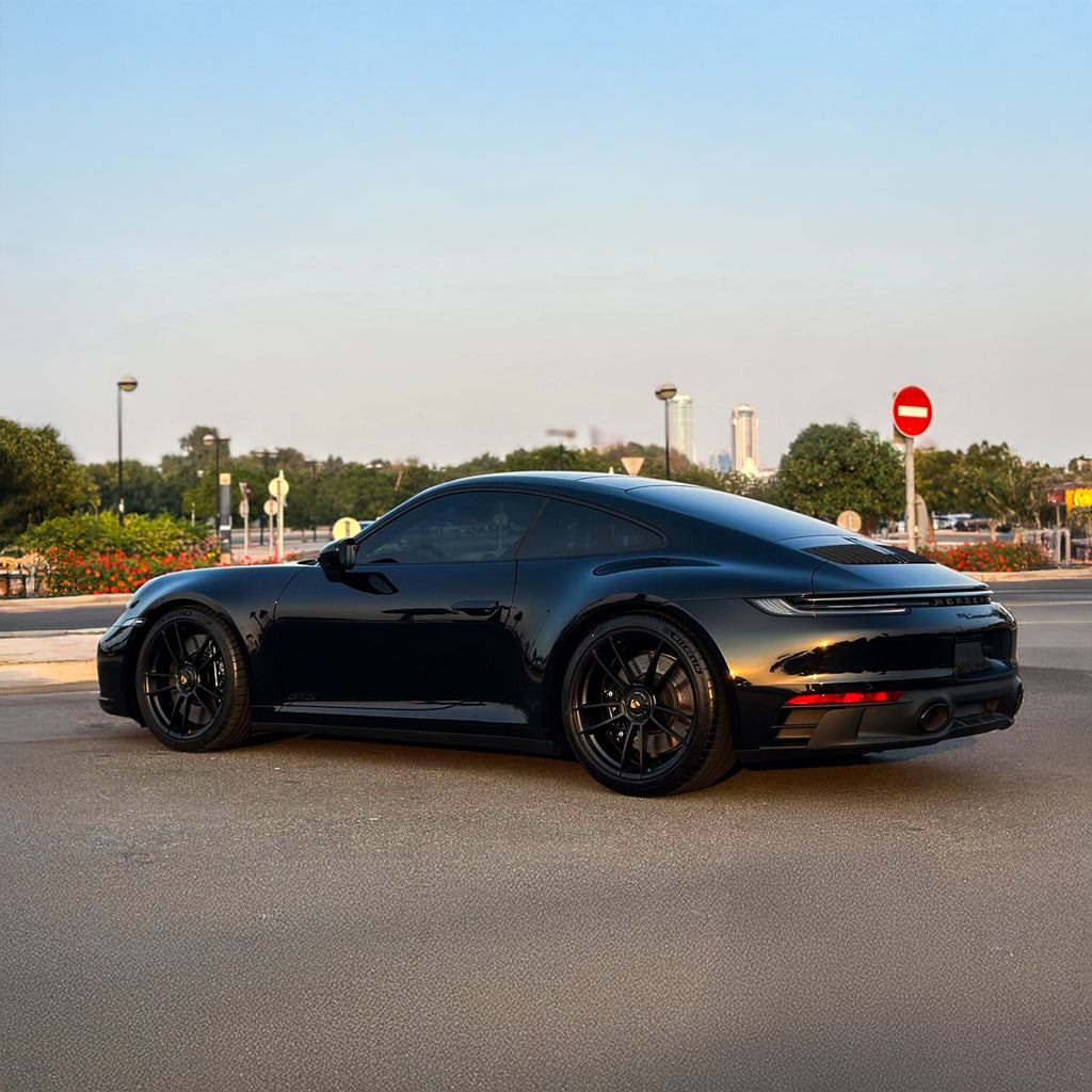 Porsche 911 Carrera S Coupe Side View
