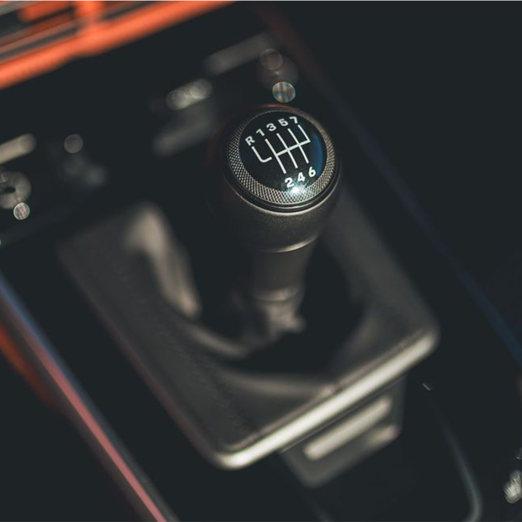 Porsche 911 Turbo S Gear