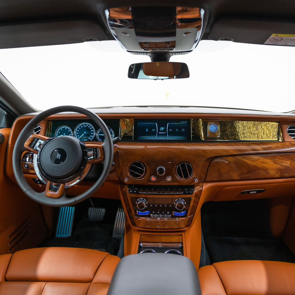  Rolls-Royce Phantom SWB – best car rental services